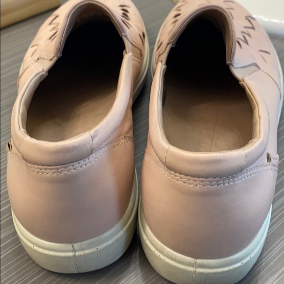 Ecco Leather Slides - Picture 3 of 6